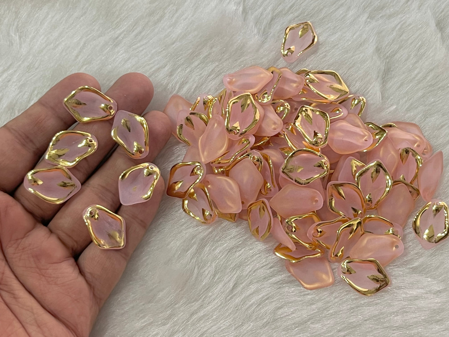 Acrylic Leafs (50 grams) (Peach)