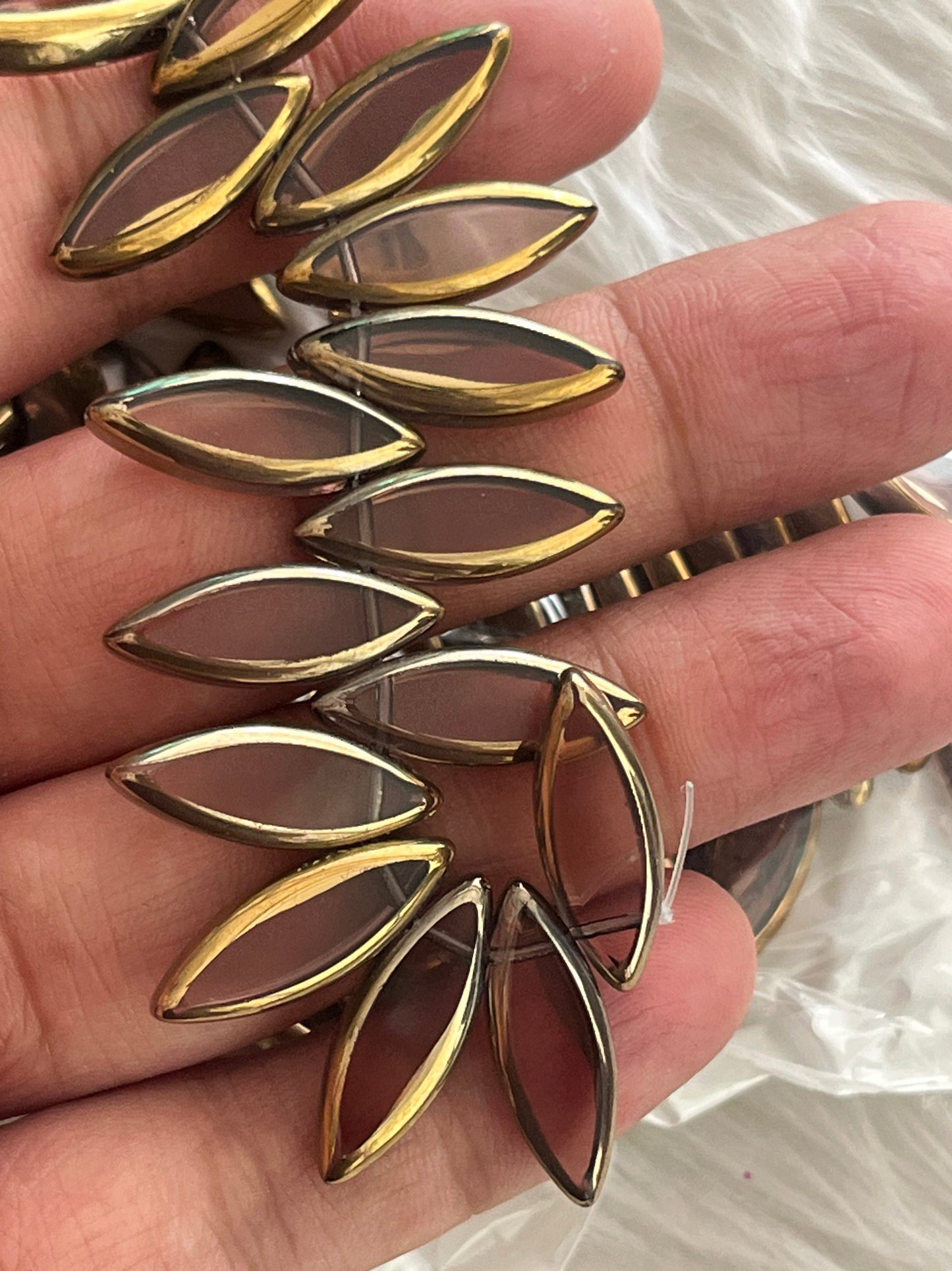 Fancy Beads (Leafs) (35 Pcs)