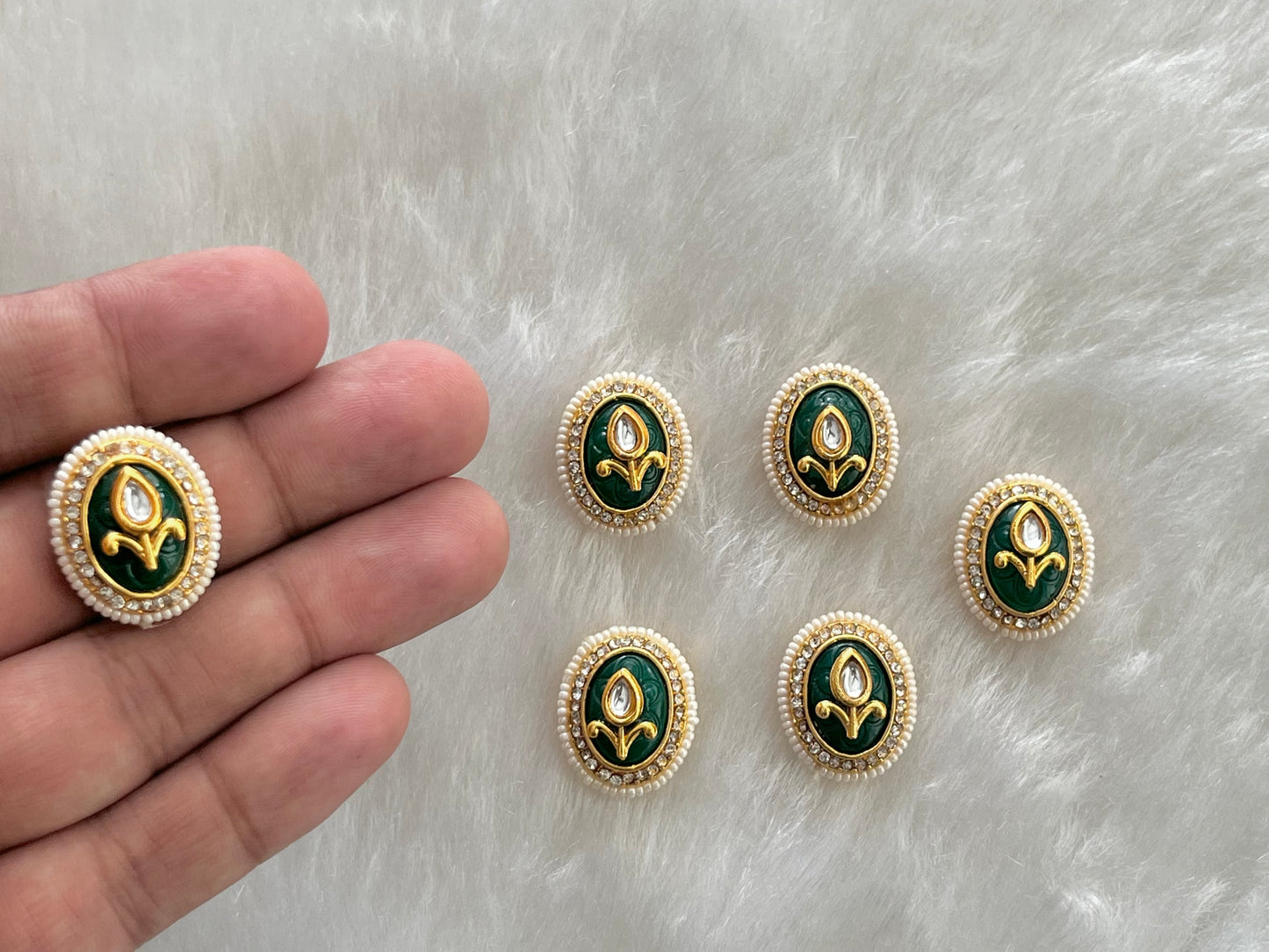 Meenakari Kundan (Oval) (22 mm) (AGMK106) (6 Pcs)