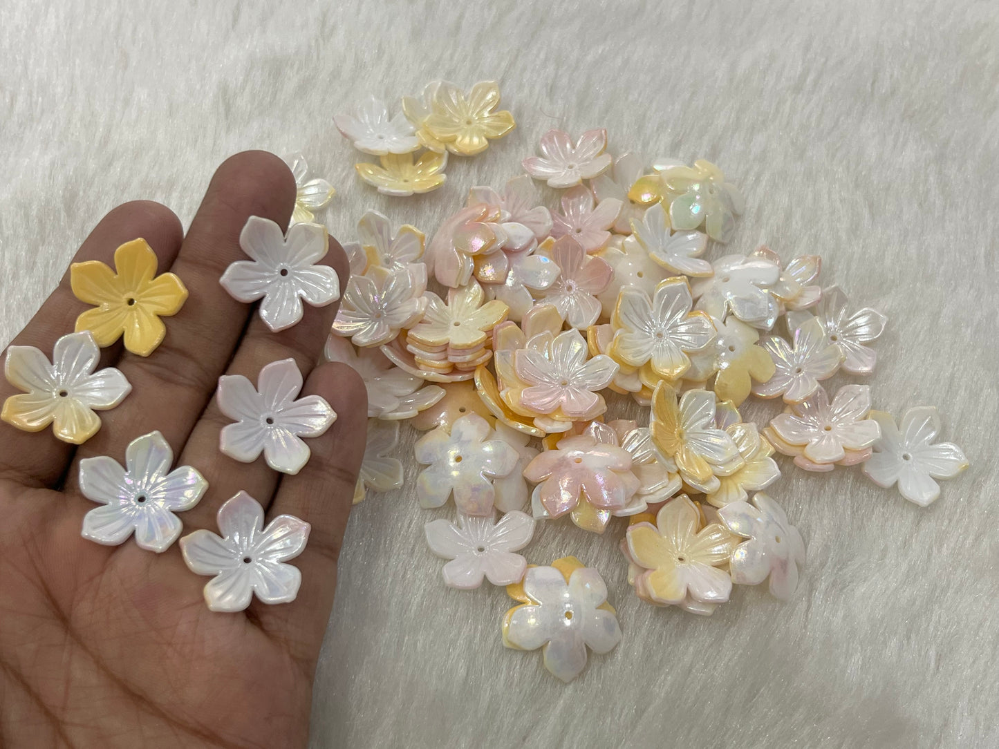 Acrylic Flowers (50 grams) (Yellow)