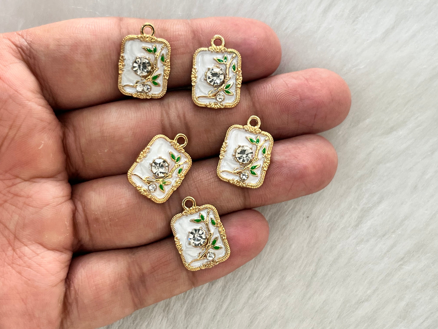 Luxury Charms (AGWS313) (5 Pcs) (20 mm)