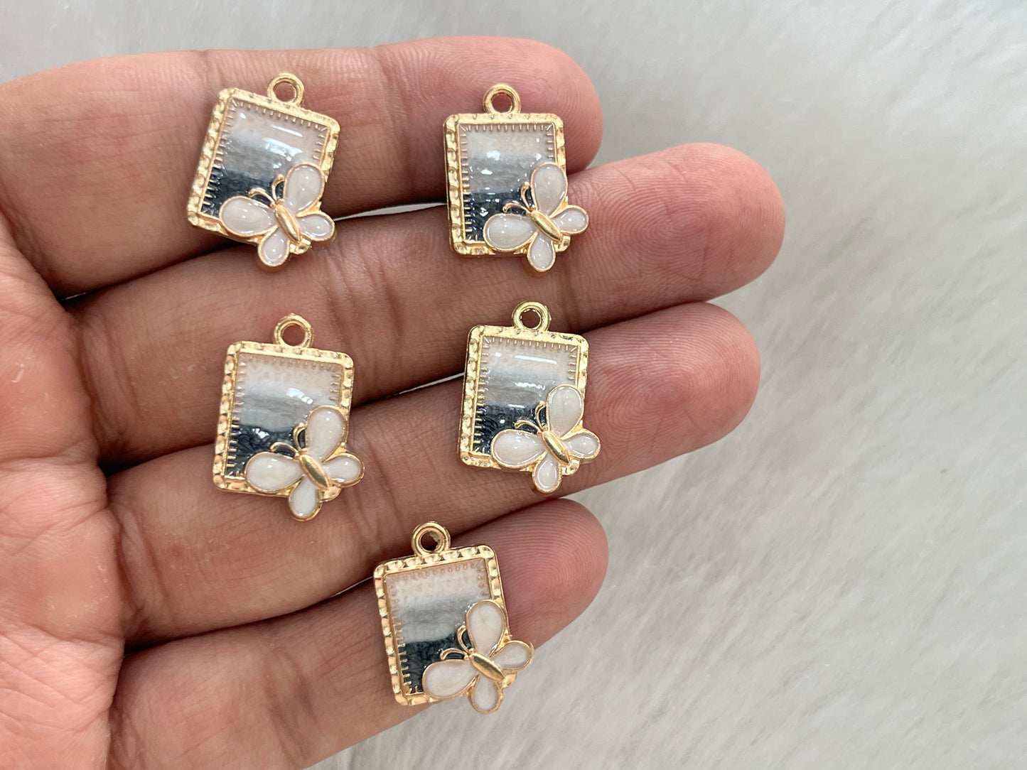 Luxury Charms (AGWS295) (5 Pcs) (30 mm)