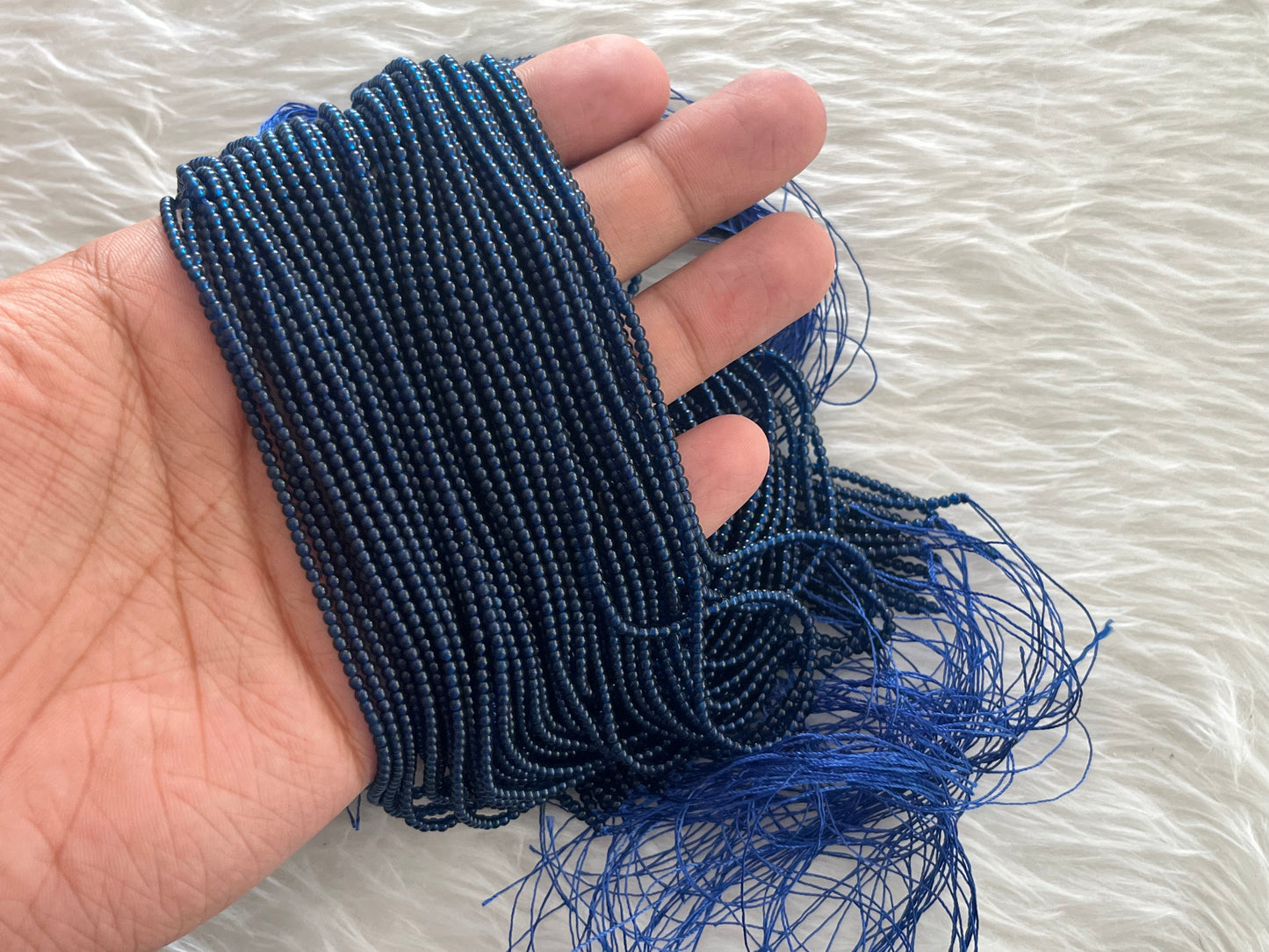 Lassiya Beads (2 mm)