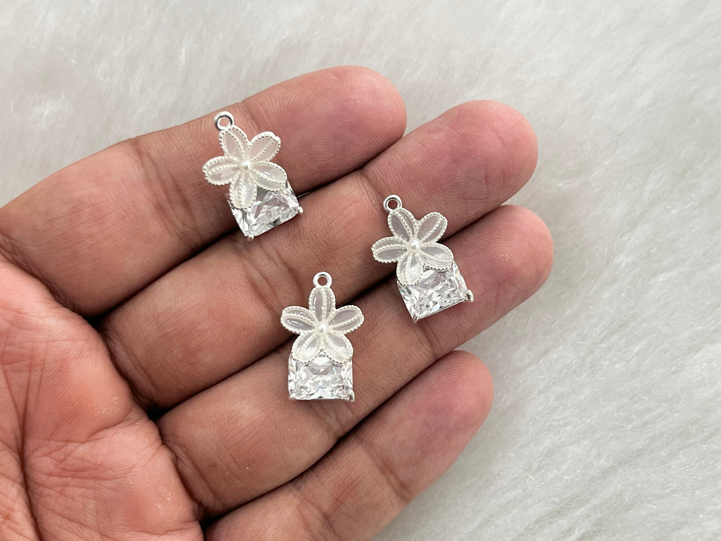 Luxury Charms (AGWS282) (5 Pcs) (30 mm)