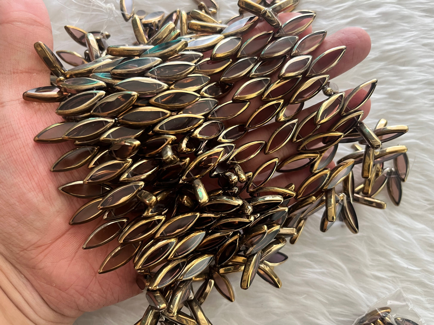 Fancy Beads (Leafs) (35 Pcs)