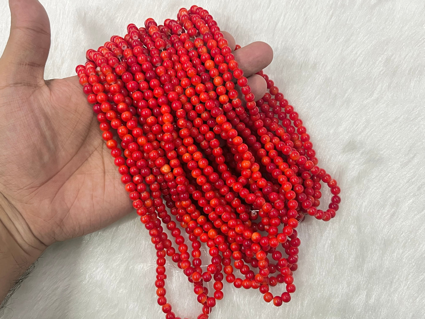 Oapque Glass Beads (6 mm)