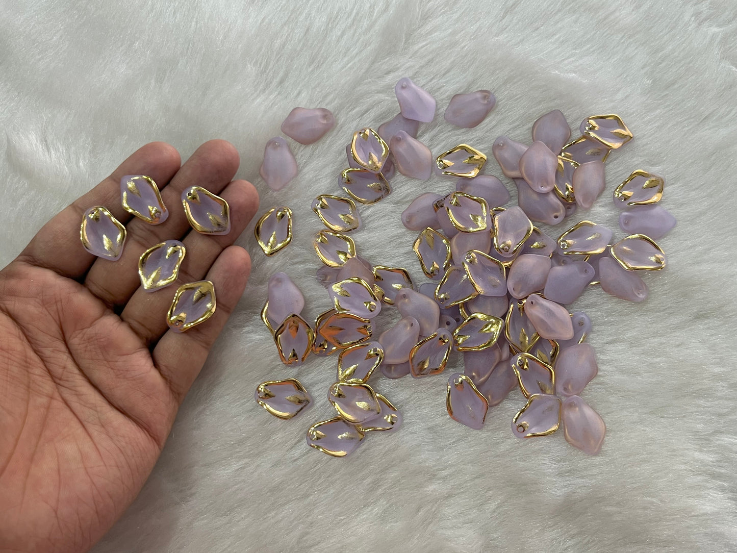Acrylic Leafs (50 grams) (Dark Purple)