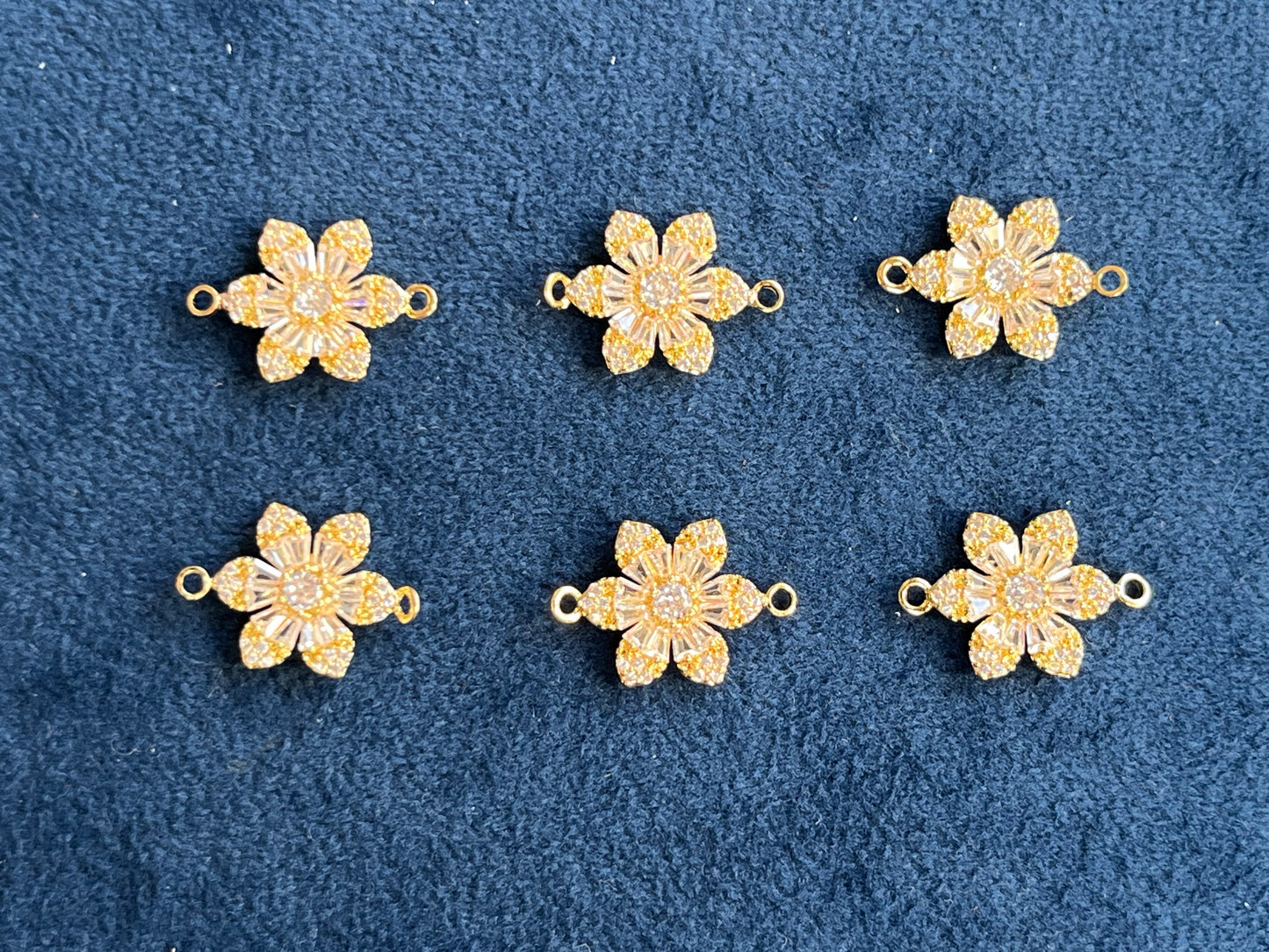 AD Connector Charms (AGAD33)