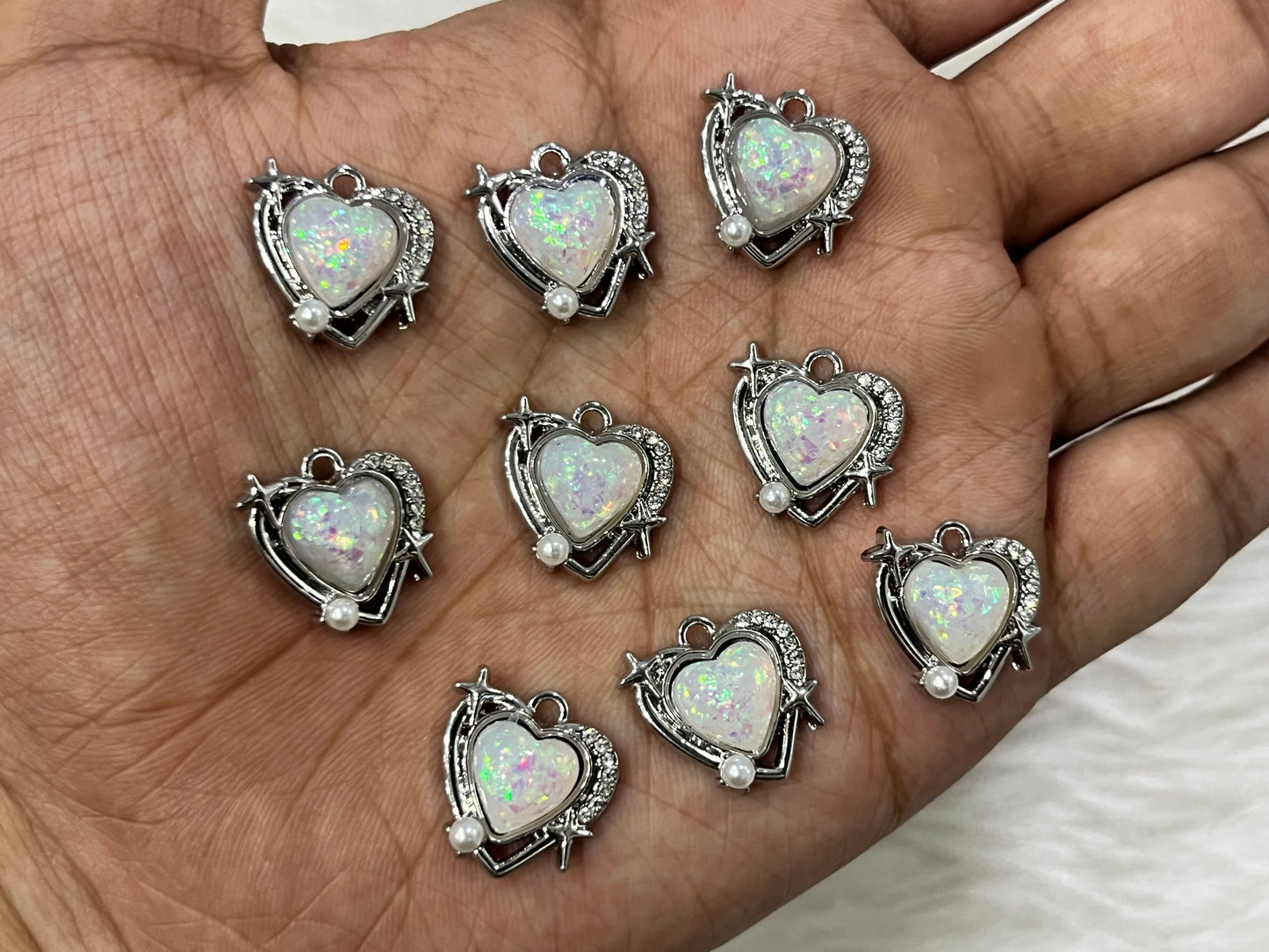 Luxury Charms (AGWS144) (18 mm) (5 Pcs)