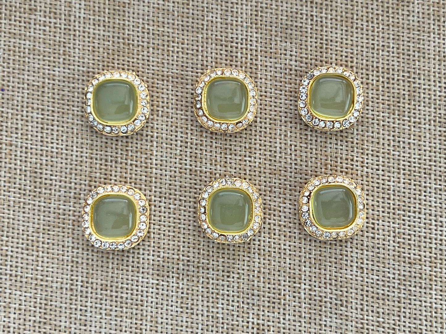 Monalisa Kundan (Square) (19 mm) (AGMK89)