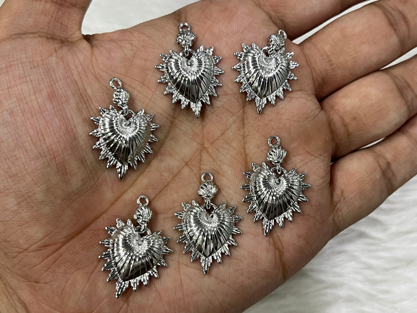 Luxury Charms (AGWS144) (30 mm) (5 Pcs)