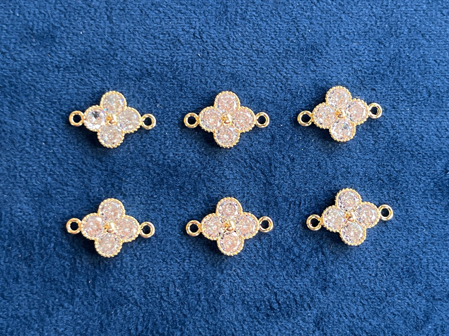 AD Connector Charms (AGAD30)