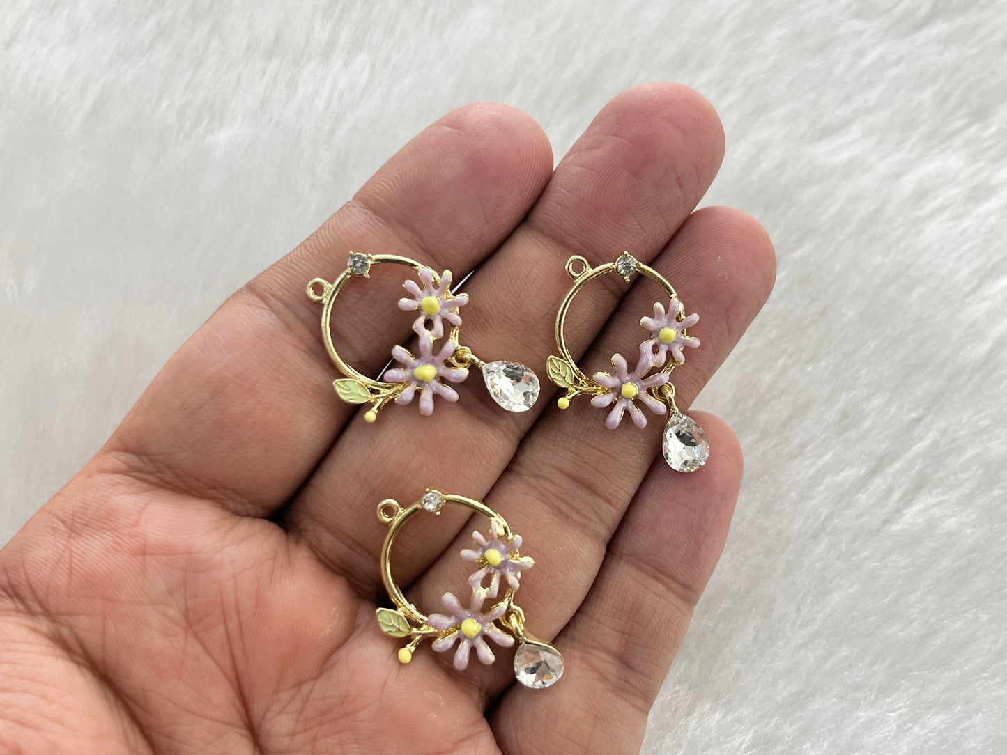 Luxury Charms (AGWS287) (5 Pcs) (32 mm)