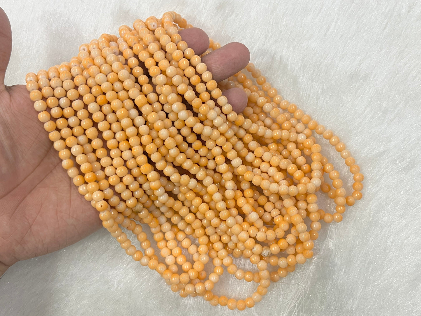 Oapque Glass Beads (6 mm)