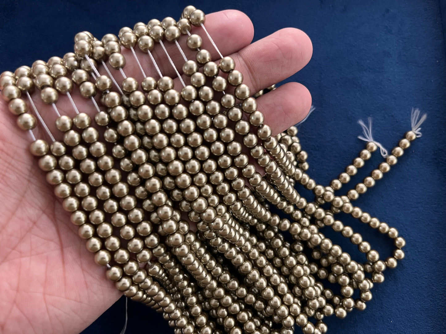 AAA Shell Pearls (6 mm) (Single Colour)
