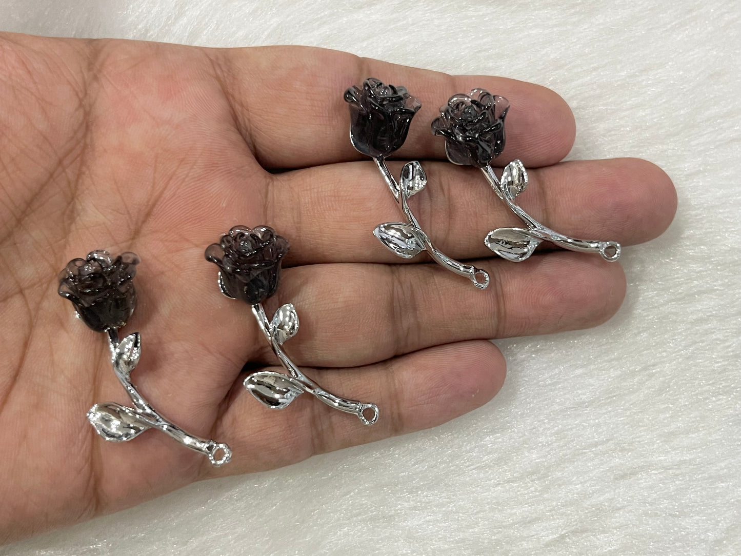 Black Lily Charms (AGWS225) (Single Piece)
