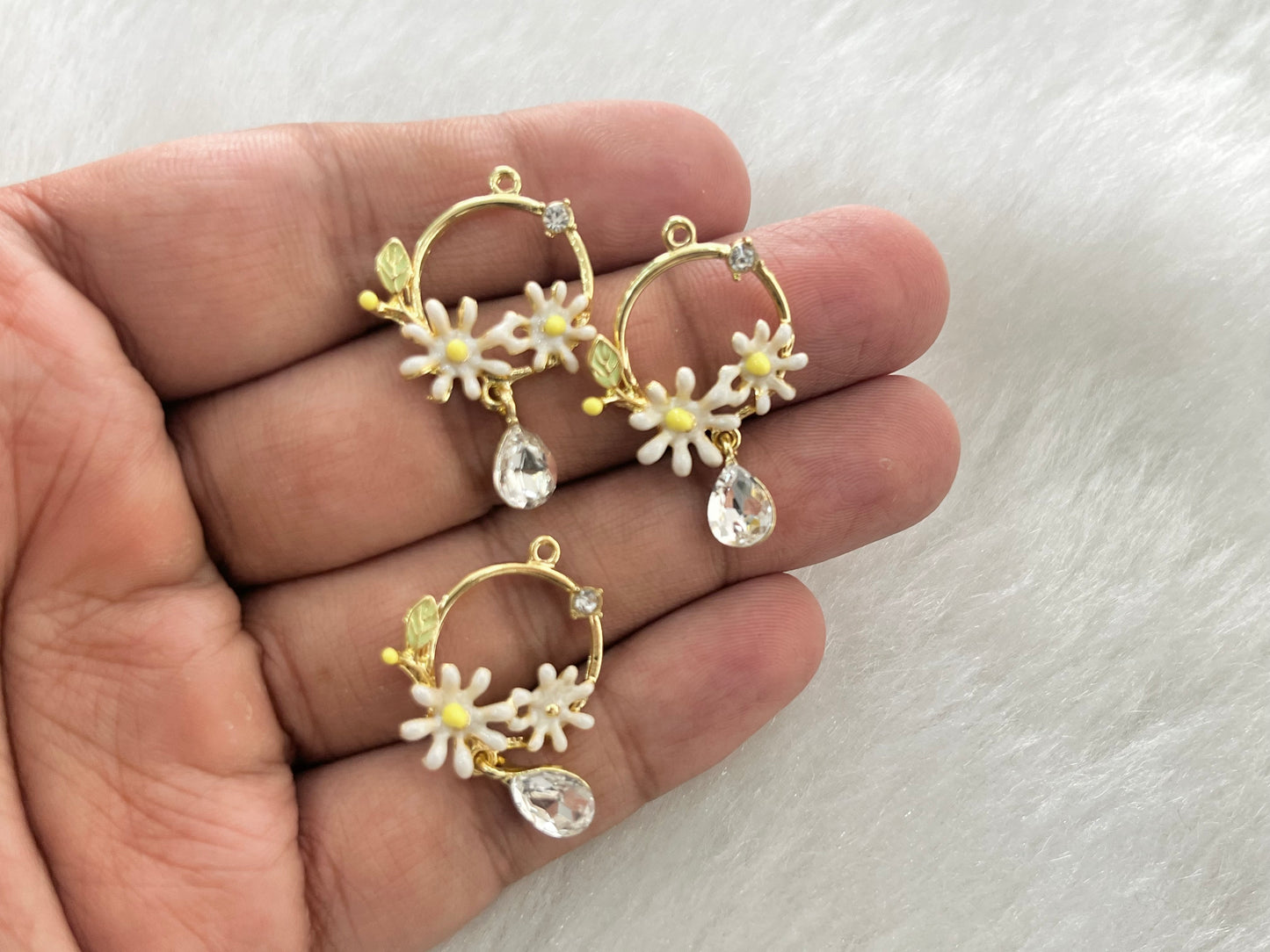 Luxury Charms (AGWS287) (5 Pcs) (32 mm)