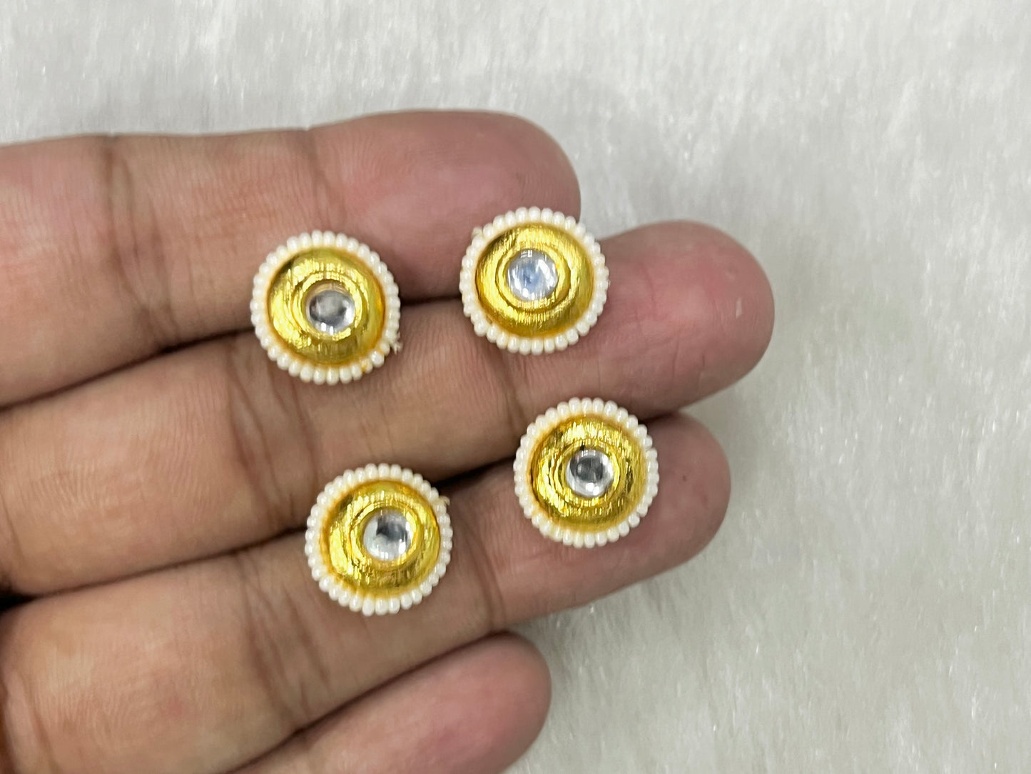 Meenakari Kundan (AGMK139)(13 mm)(12 Pcs)