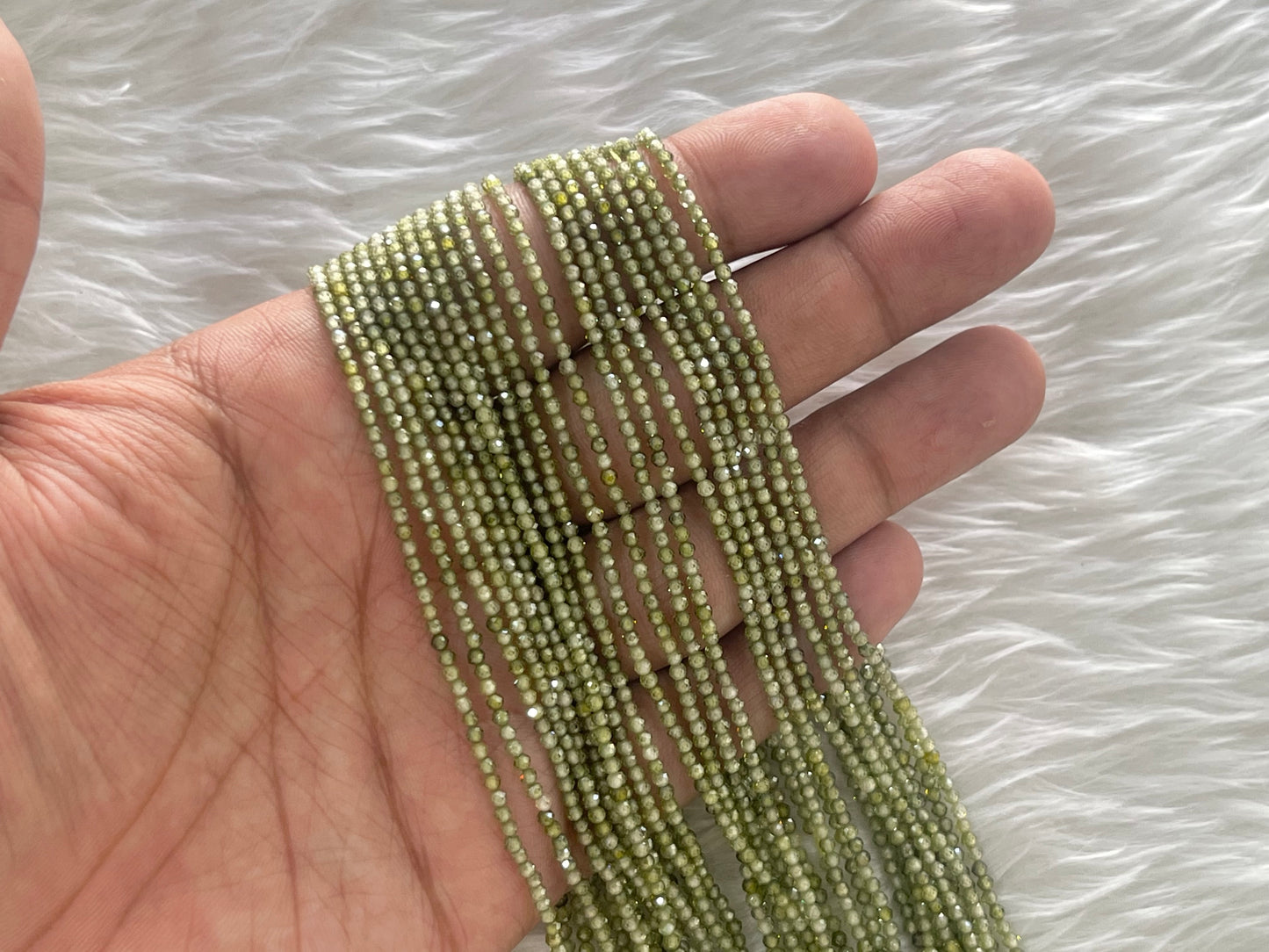 CZ Crystals (2x3 mm) (165 Beads)