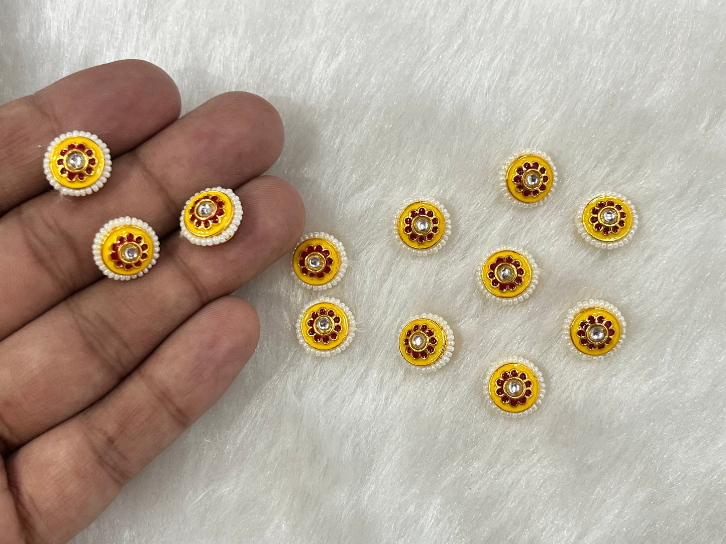 Meenakari Kundan (Flower) (12 mm) (AGMK101)(24 Pcs)