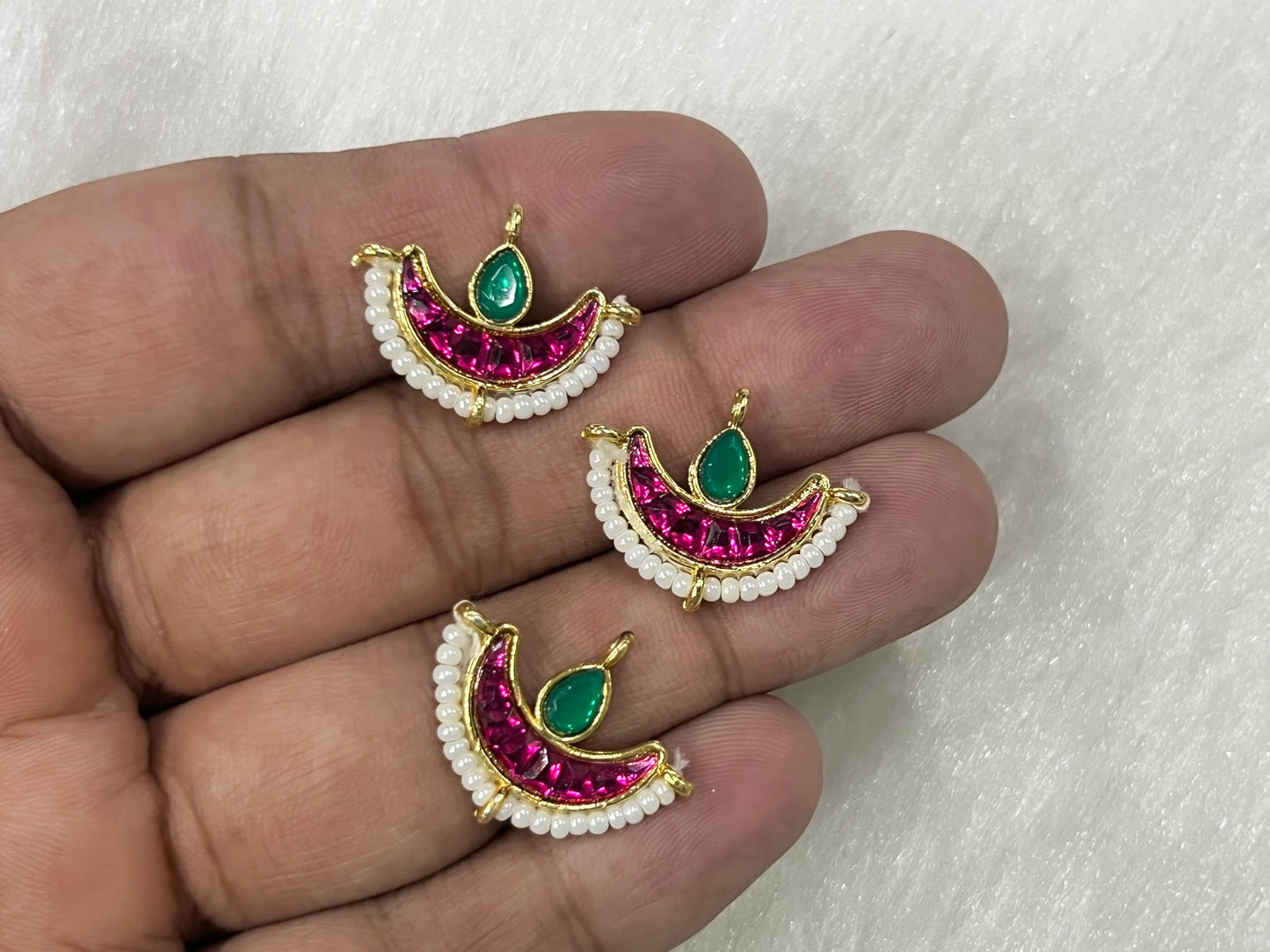 Meenakari Kundan (AGMK130)(20 mm)(12 Pcs)