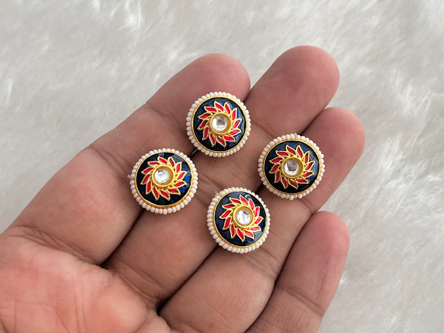 Meenakari Kundan (AGMK120)(15 mm)(12 Pcs)