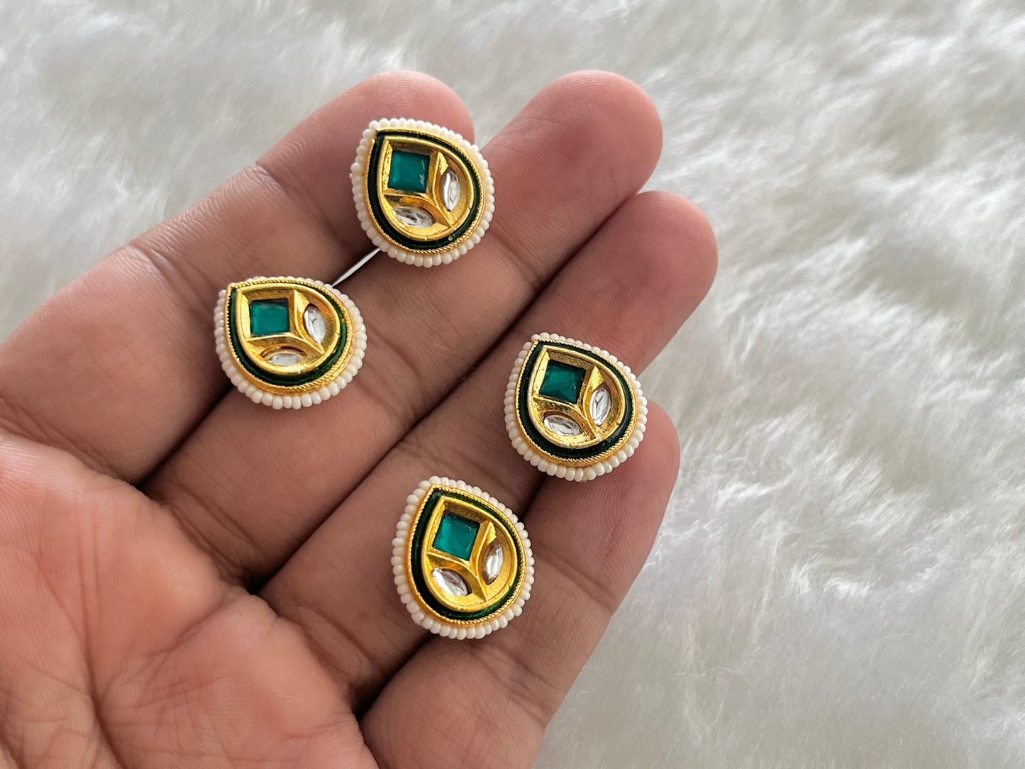 Meenakari Kundan (AGMK123)(22 mm)(12 Pcs)