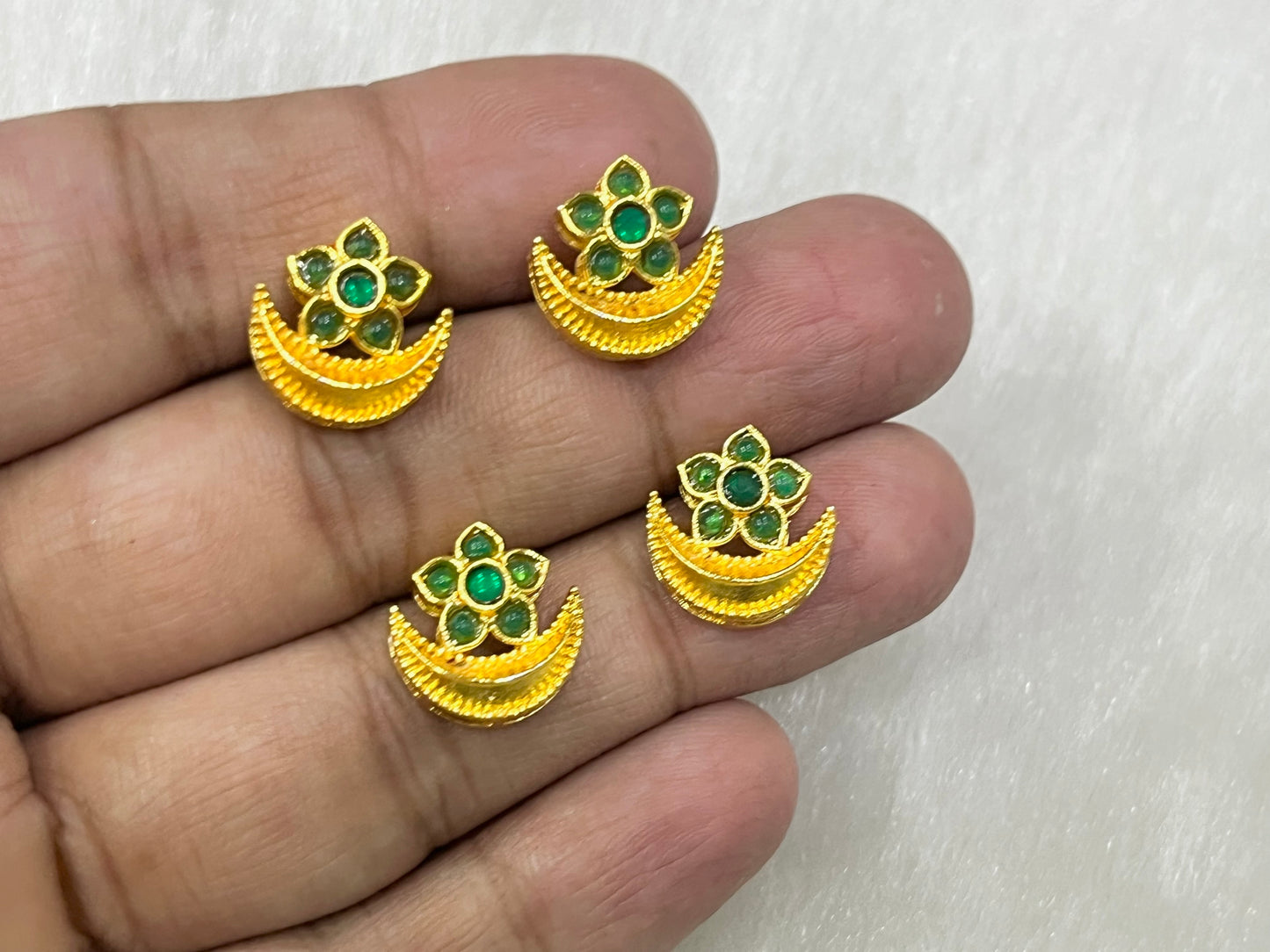 Meenakari Kundan (AGMK140)(13 mm)(12 Pcs)