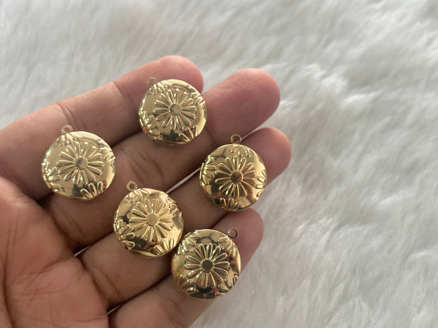 Openable Charms (5 Pcs) (20 mm) (OC06)
