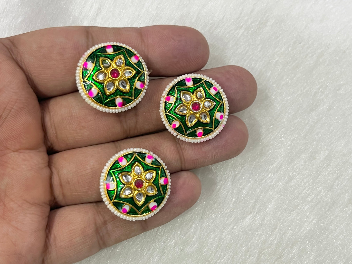 Meenakari Kundan (AGMK128)(25 mm)(6 Pcs)