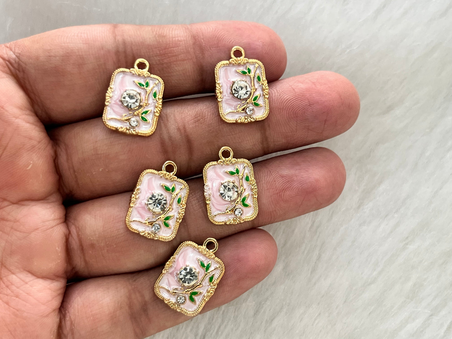 Luxury Charms (AGWS311) (5 Pcs) (20 mm)