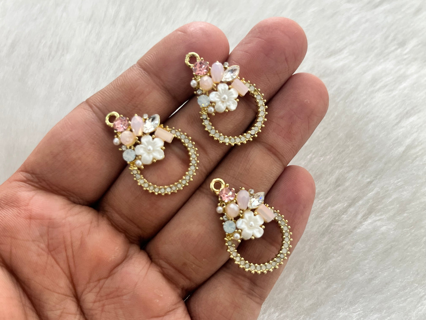 Luxury Charms (AGWS290) (5 Pcs) (30 mm)