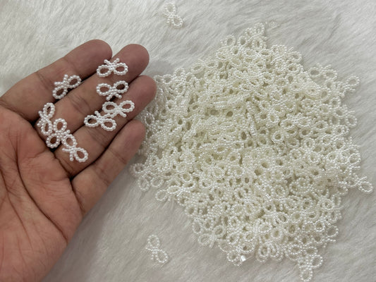 Pearl Bows (50 grams) (White)