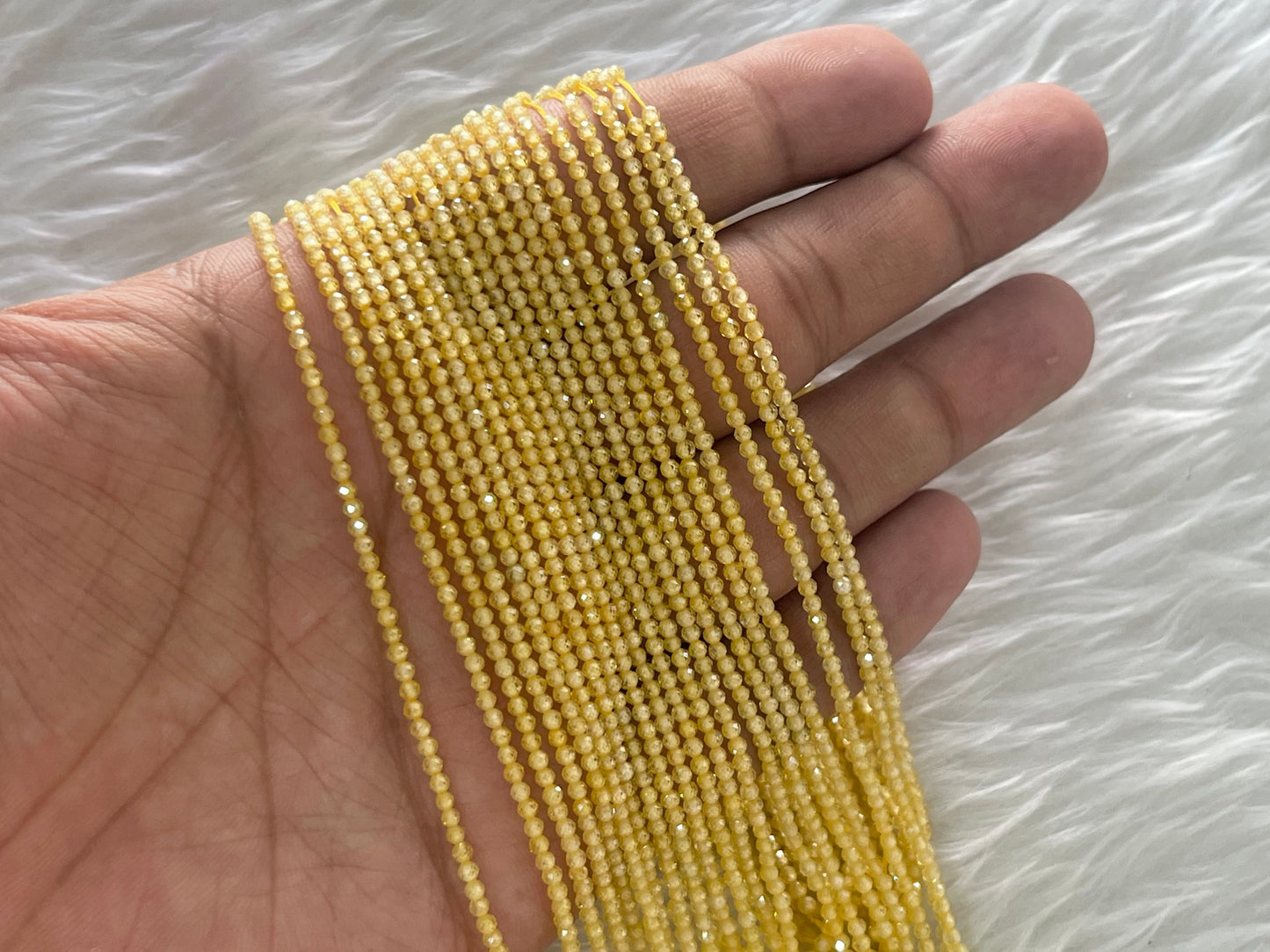 CZ Crystals (2x3 mm) (165 Beads)