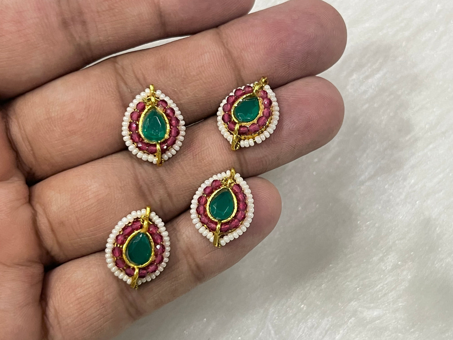 Meenakari Kundan (AGMK132)(10 mm)(12 Pcs)