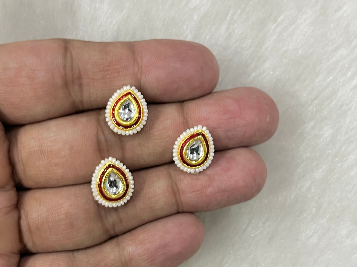Meenakari Kundan (AGMK138)(13 mm)(12 Pcs)