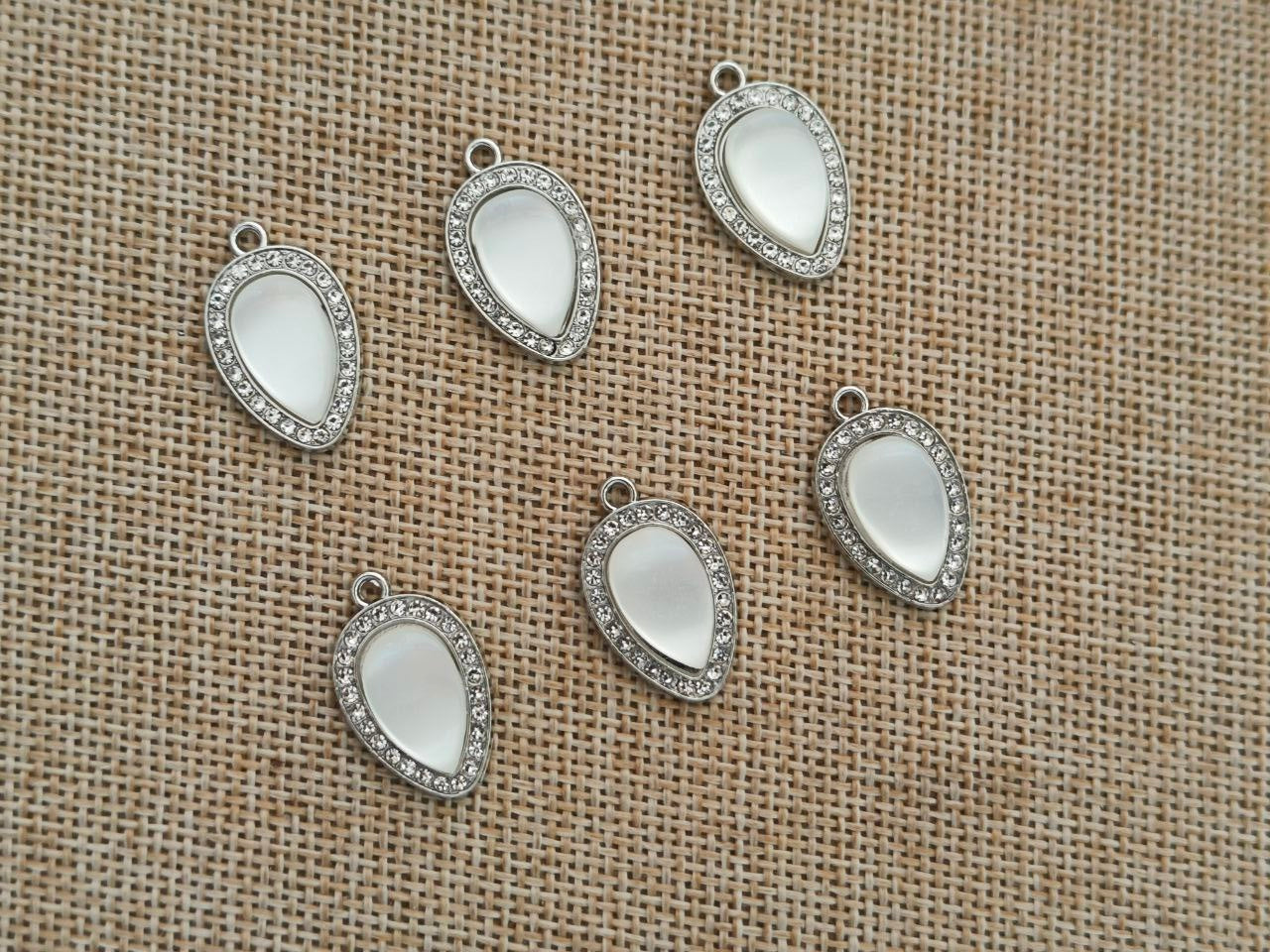 Luxury Charms (AGWS162) (15 mm) (5 Pcs)