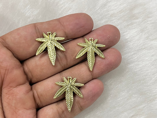 Weed Charms (AGWS265) (5 Pcs)(25 mm)