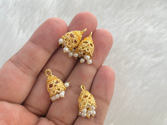 Golden Jhumkas (AGMK126)(17 mm)(1 Pair)