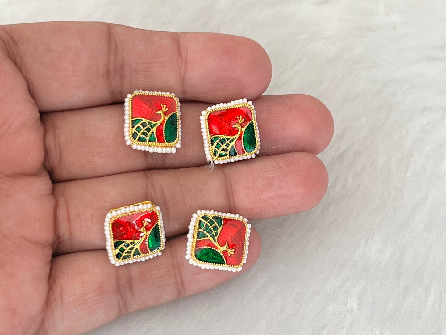 Meenakari Kundan (AGMK113)(15 mm)(12 Pcs)