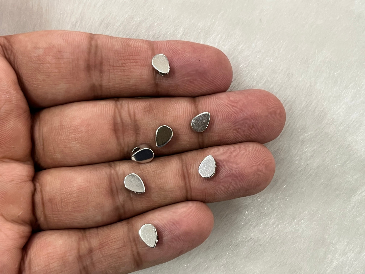 Anti-tarnish Beads (6 mm) (AGNB02)