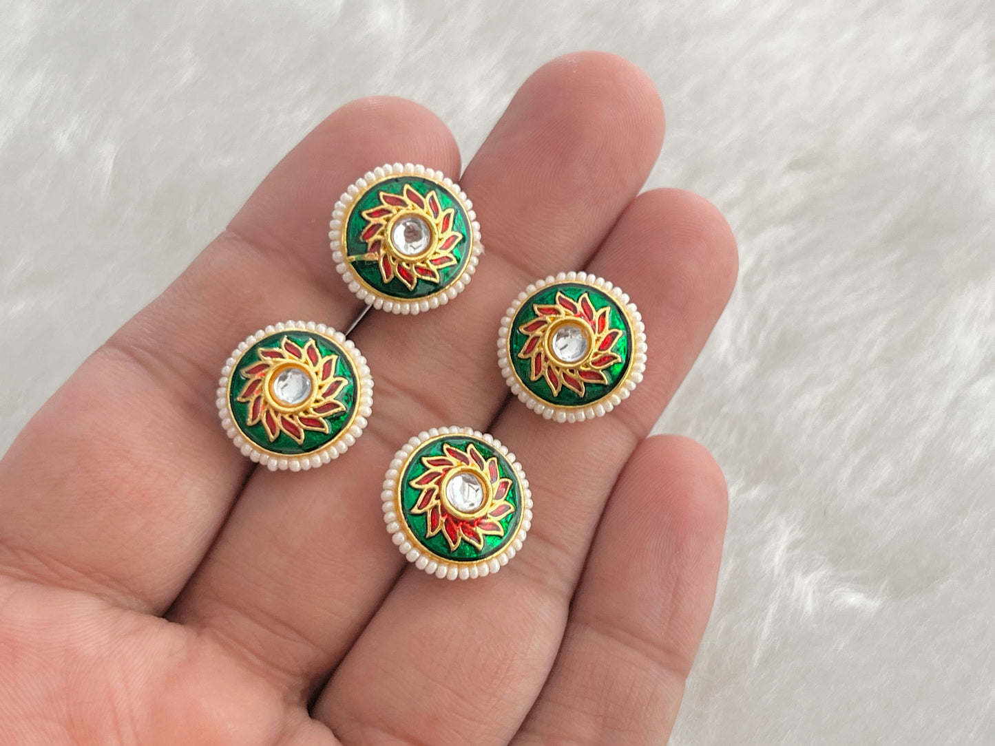 Meenakari Kundan (AGMK120)(15 mm)(12 Pcs)