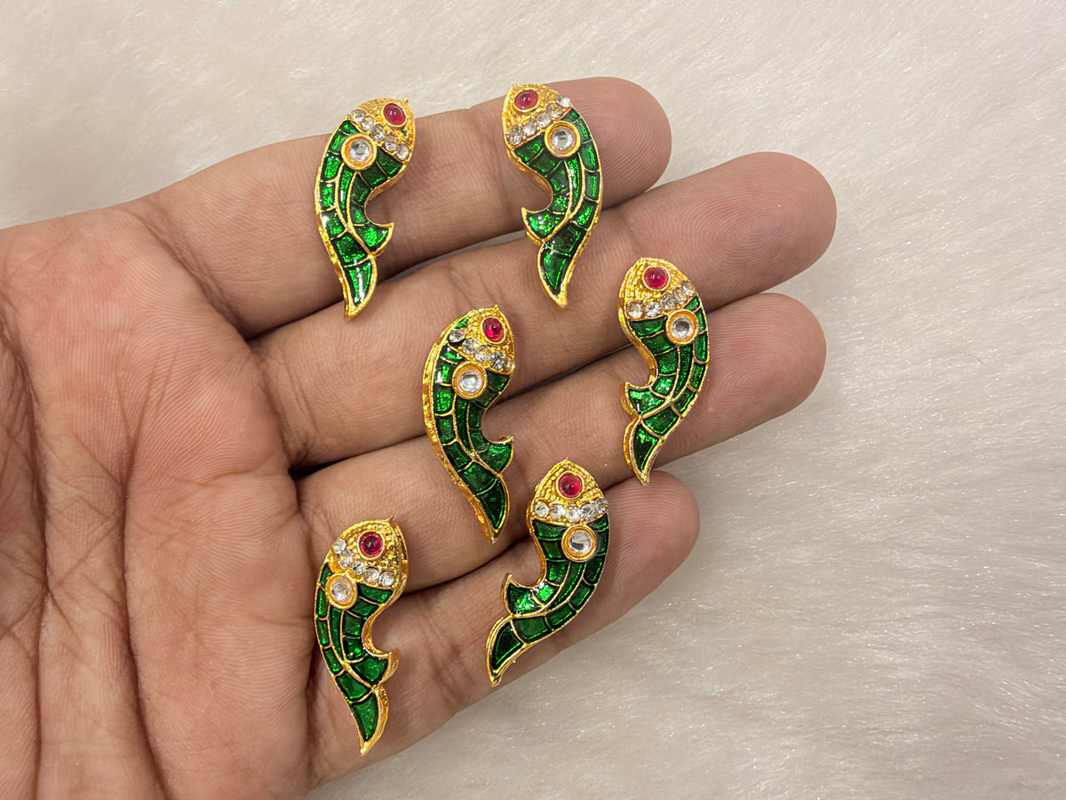 Meenakari Kundan (AGMK143)(28 mm)(6 Pcs)