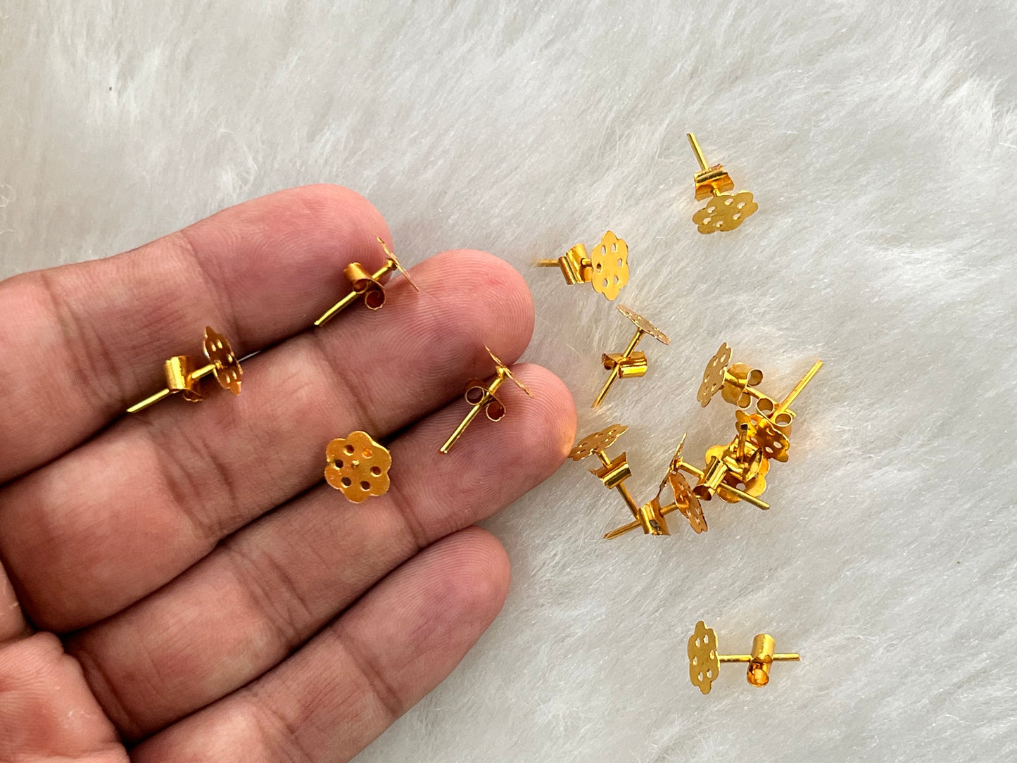 Flower Earposts (288 Pcs)