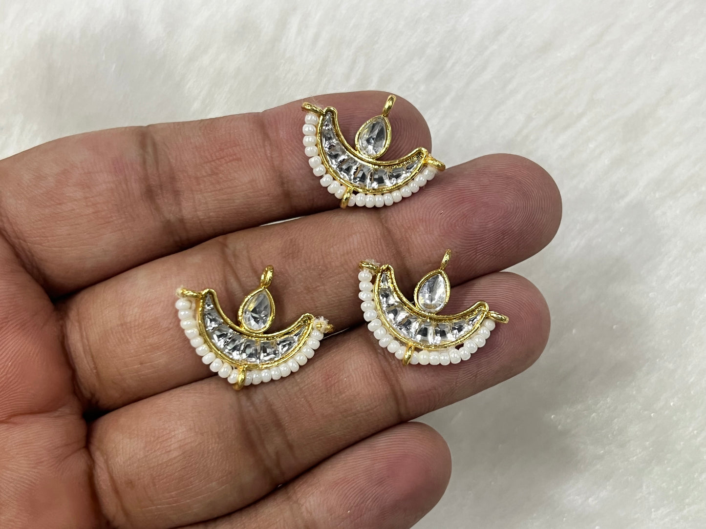 Meenakari Kundan (AGMK130)(20 mm)(12 Pcs)