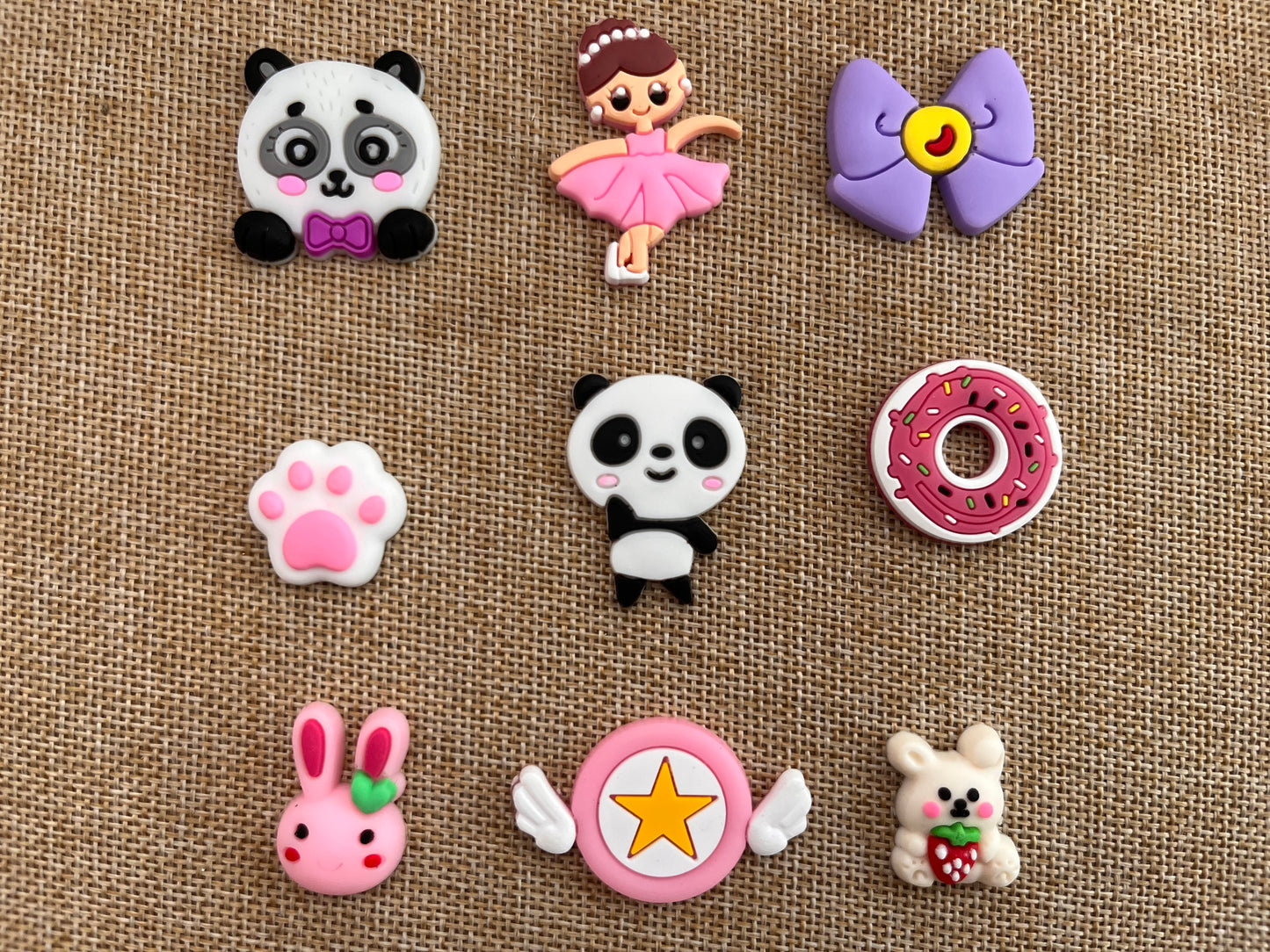 Cartoon Charms (AGR08)