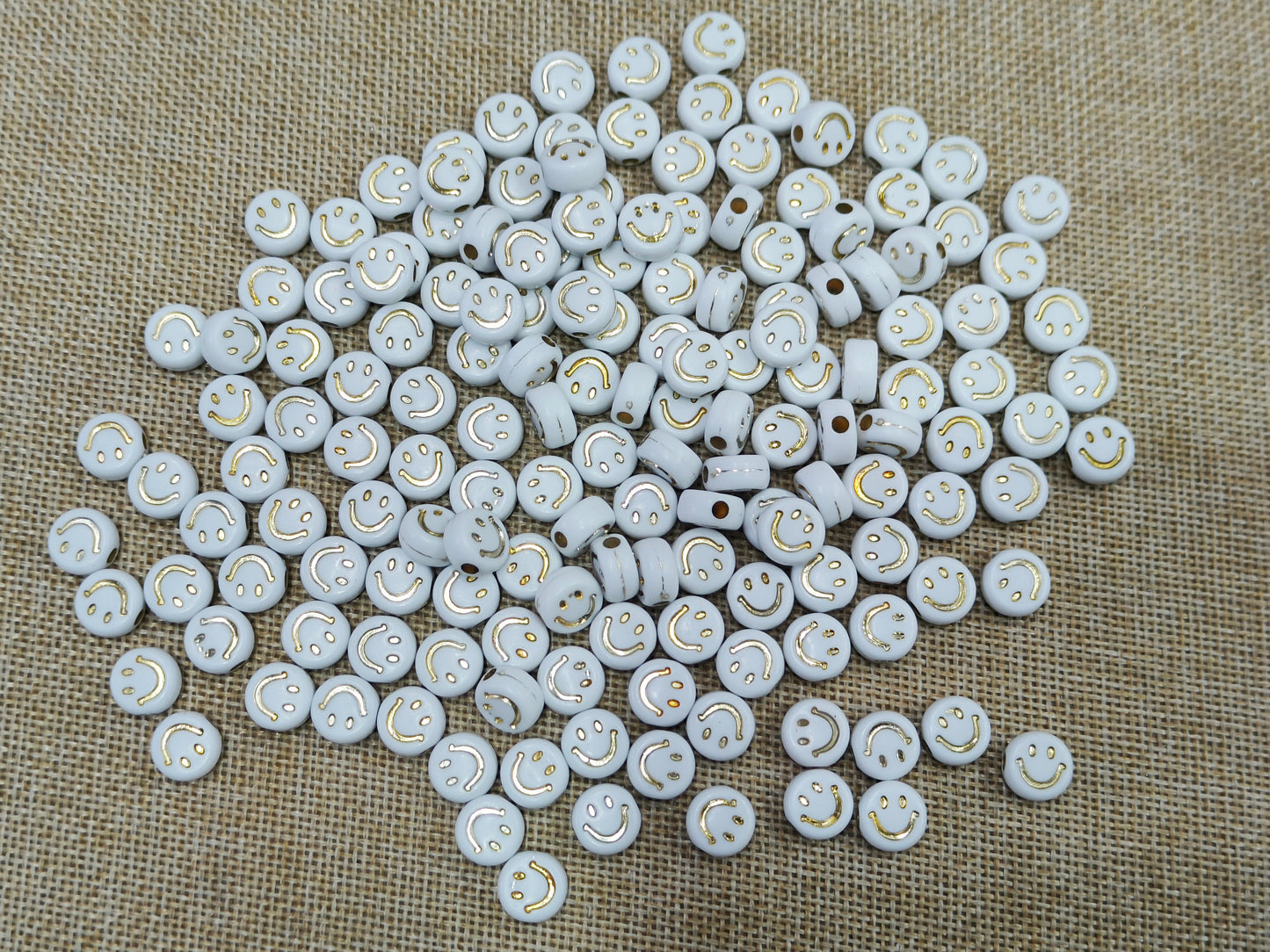 White Smileys (8 mm)