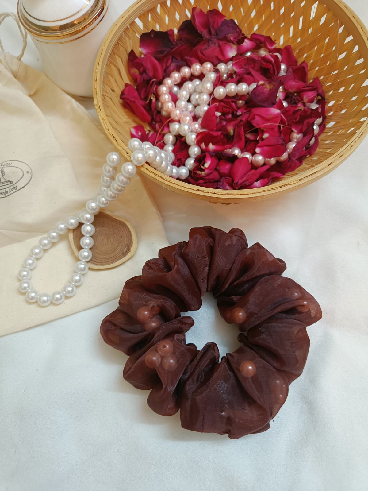 Organza Pearl Scrunchies (Brown)